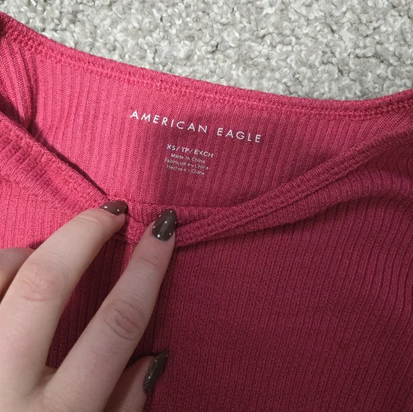 American Eagle Outfitters Ribbed Long Sleeve Crop Top - Raspberry - Picture 2 of 2